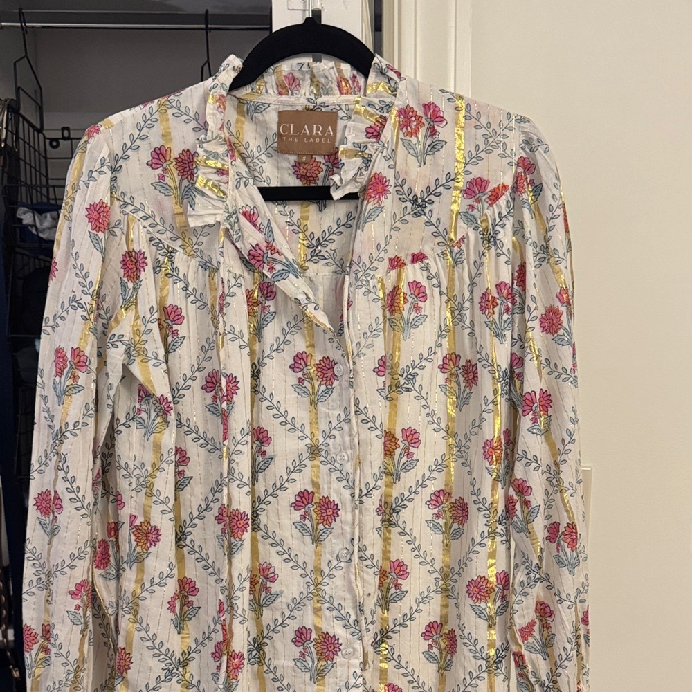Clara Floral Button-Front Blouse in White with Pink
